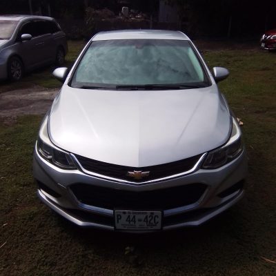 Renta de sedan Cruze